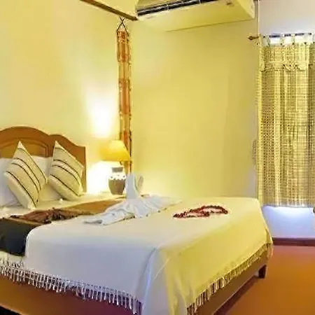Phuphaya 2*