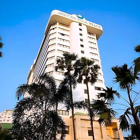 Jomtien Palm & - Family-friendly Hotel