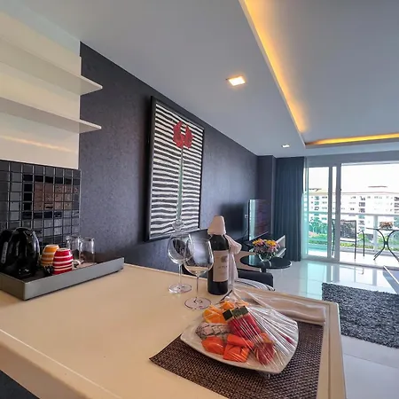 Nova By Compass Hospitality โรงแรม Pattaya