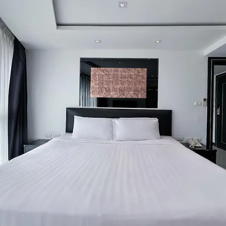 Nova By Compass Hospitality โรงแรม 4*