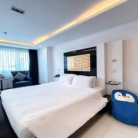 Nova By Compass Hospitality โรงแรม