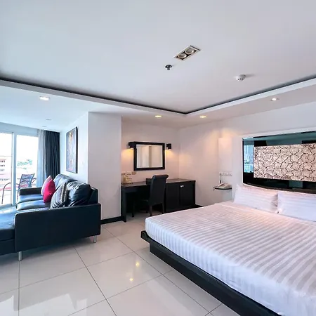 Nova By Compass Hospitality โรงแรม