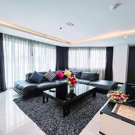Nova By Compass Hospitality โรงแรม 4*