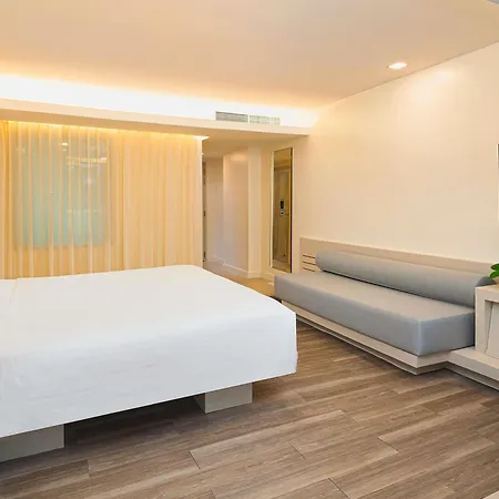 โรงแรม Pullman G 5*