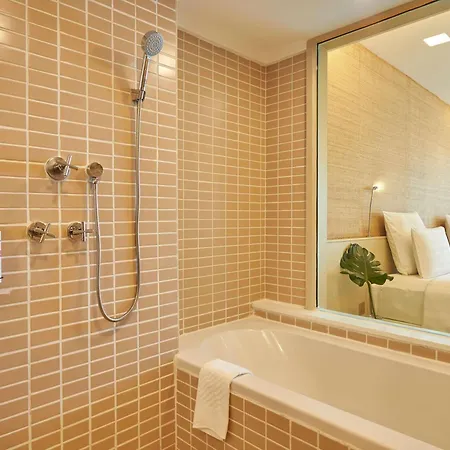 Pullman G โรงแรม