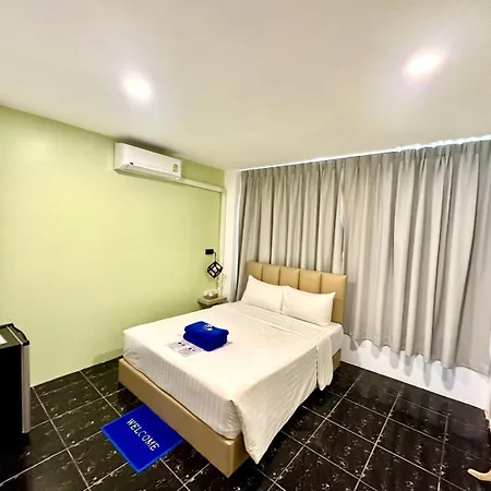 โรงแรม เบย์วอลค์ เรสซิเดนซ์ พัทยา - บาย ไทยวัฒน์ 3*
