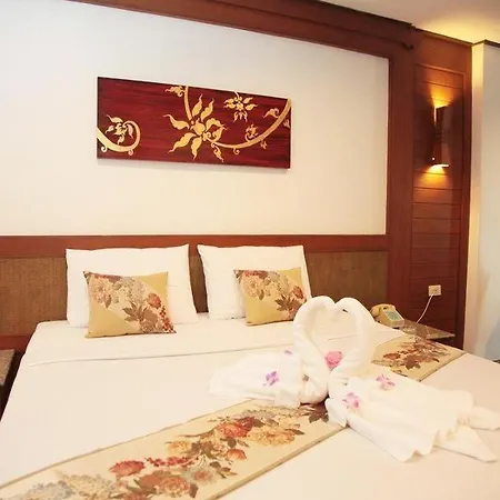รายัล ทวินส์ พาเลซ 4*