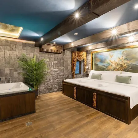 Apartment The Castle Pratumnak Hill 6 Bedroom