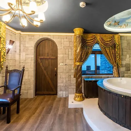 Apartment The Castle Pratumnak Hill 6 Bedroom *