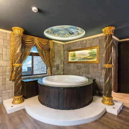 Apartment The Castle Pratumnak Hill 6 Bedroom