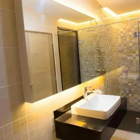 P.72 Hotel 2*