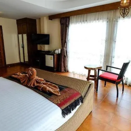 Hotel Red Balcony 2*