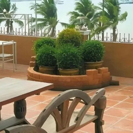 Red Balcony Hotel Pattaya