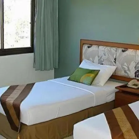 The Park Hotel 3*
