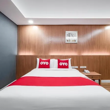 Hotel Oyo 1126 Curve Boutique Pattaya