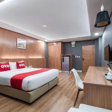Hotel Oyo 1126 Curve Boutique