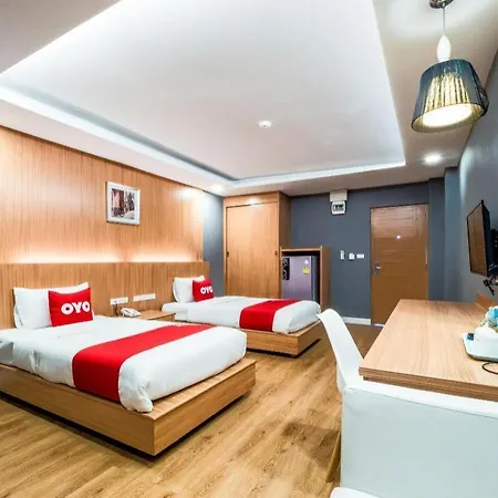 Oyo 1126 Curve Boutique Pattaya