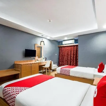 Oyo 1126 Curve Boutique Hotel Pattaya