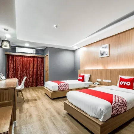Oyo 1126 Curve Boutique Hotel Pattaya