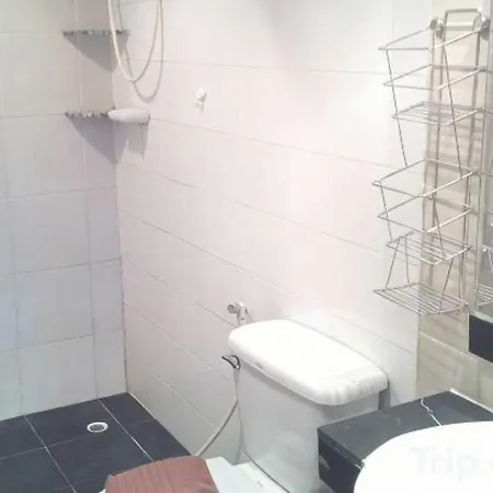 M Place Hotel 2*