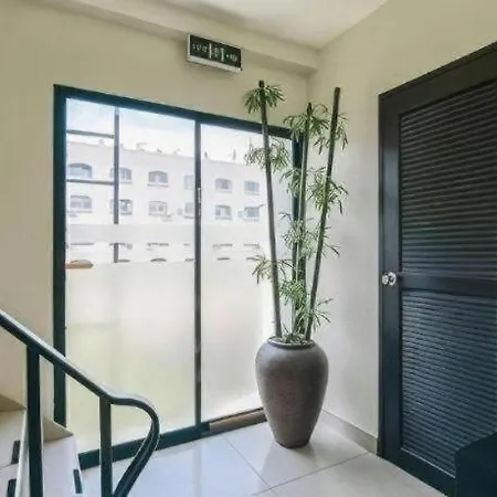 M Place Hotel