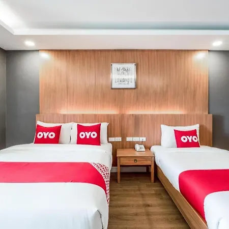 Oyo 1126 Curve Boutique