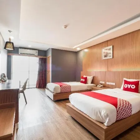 Oyo 1126 Curve Boutique 3*