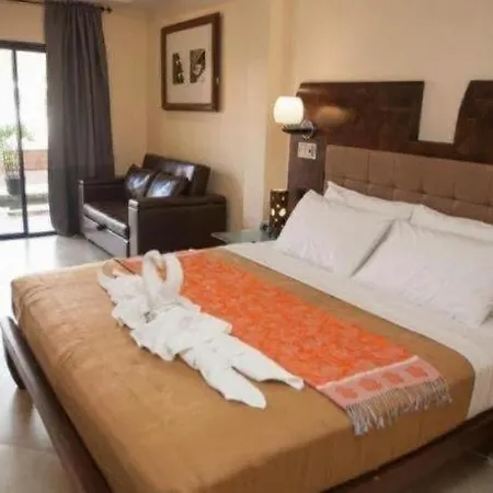 รีสอร์ท Lotusland