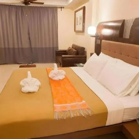 Lotusland รีสอร์ท 3*