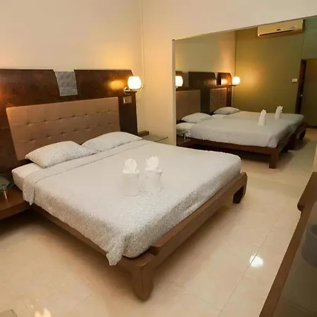 Lotusland 3* Pattaya