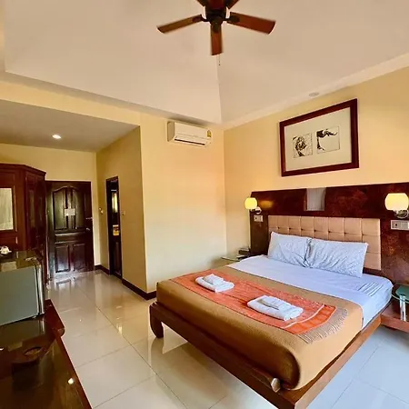 รีสอร์ท Lotusland Pattaya