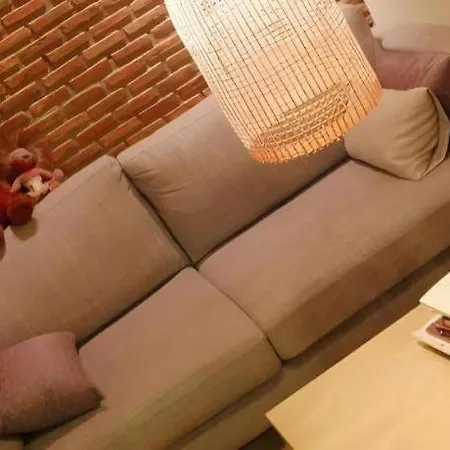 โรงแรม Yellow Moon