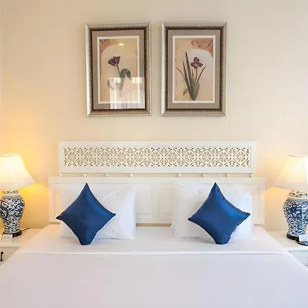 โรงแรม Lido 3*