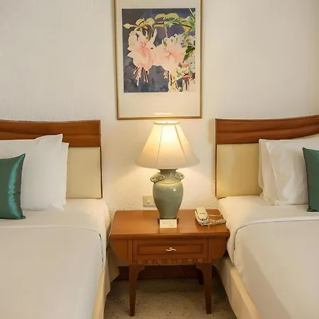 โรงแรม Lido 3*