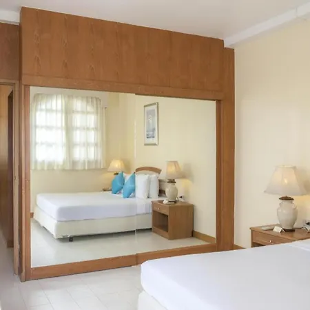 Lido โรงแรม