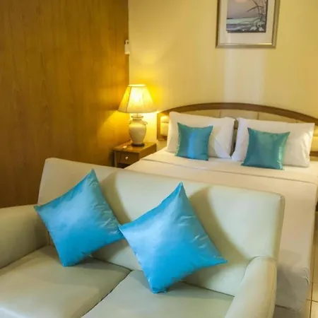 โรงแรม Lido 3*