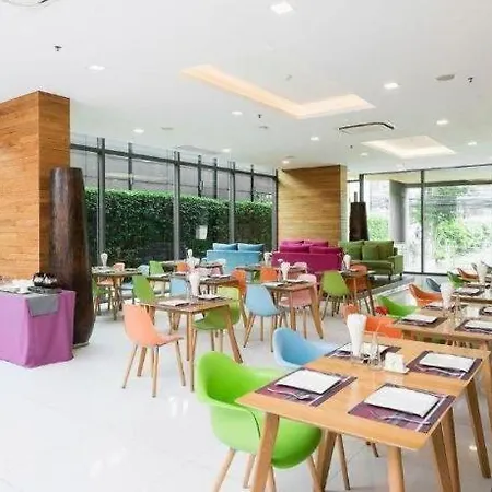 Seven Zea Chic 4*
