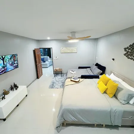 Villa Sun And Moon House Pattaya