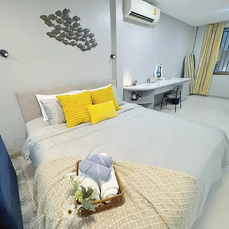 Sun And Moon House Pattaya