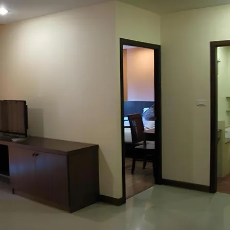 Siam Platinum โรงแรม 4*