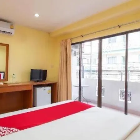 Oyo 811 Jasmine Hotel