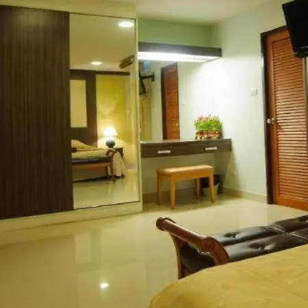 Diamond Place Hotel Pattaya