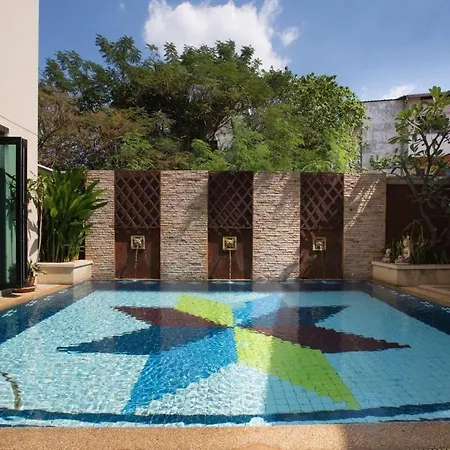 Hotel Diamond Place 3*