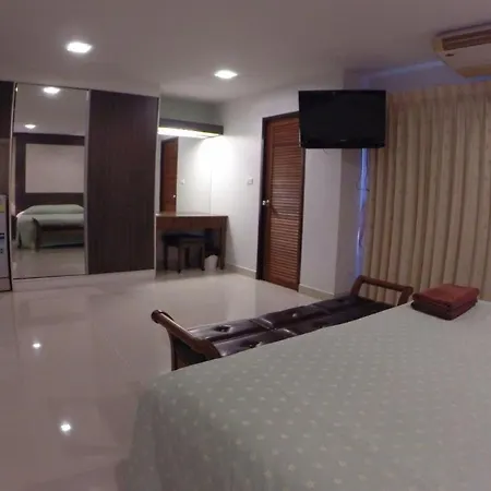 Diamond Place 3* Pattaya