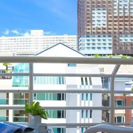 Eastiny Plaza โรงแรม 3*