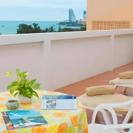 โรงแรม Eastiny Plaza 3*