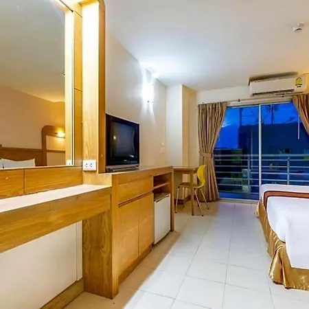 โรงแรม Eastiny Plaza Pattaya