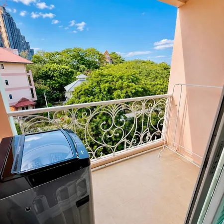 Apartment Tropical Escape- Grande Caribbean *