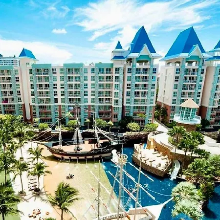 Apartment Tropical Escape- Grande Caribbean Pattaya