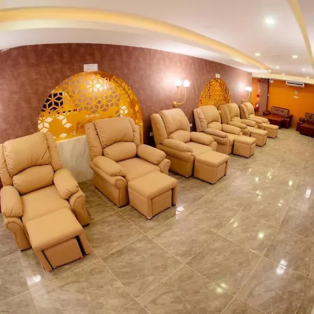 Orion Hotel *